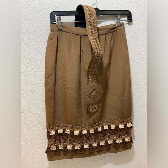 fezandi beverly hills suit gold buttons accents with assorted belt 4 H6 - Picture 15 of 15